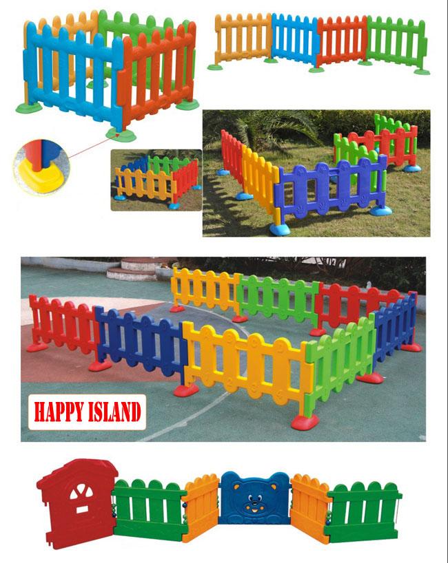 아이들 유효한 플라스틱 담 4 색깔의 장난감이 행복한 섬 운동장에 의하여 농담을 합니다
